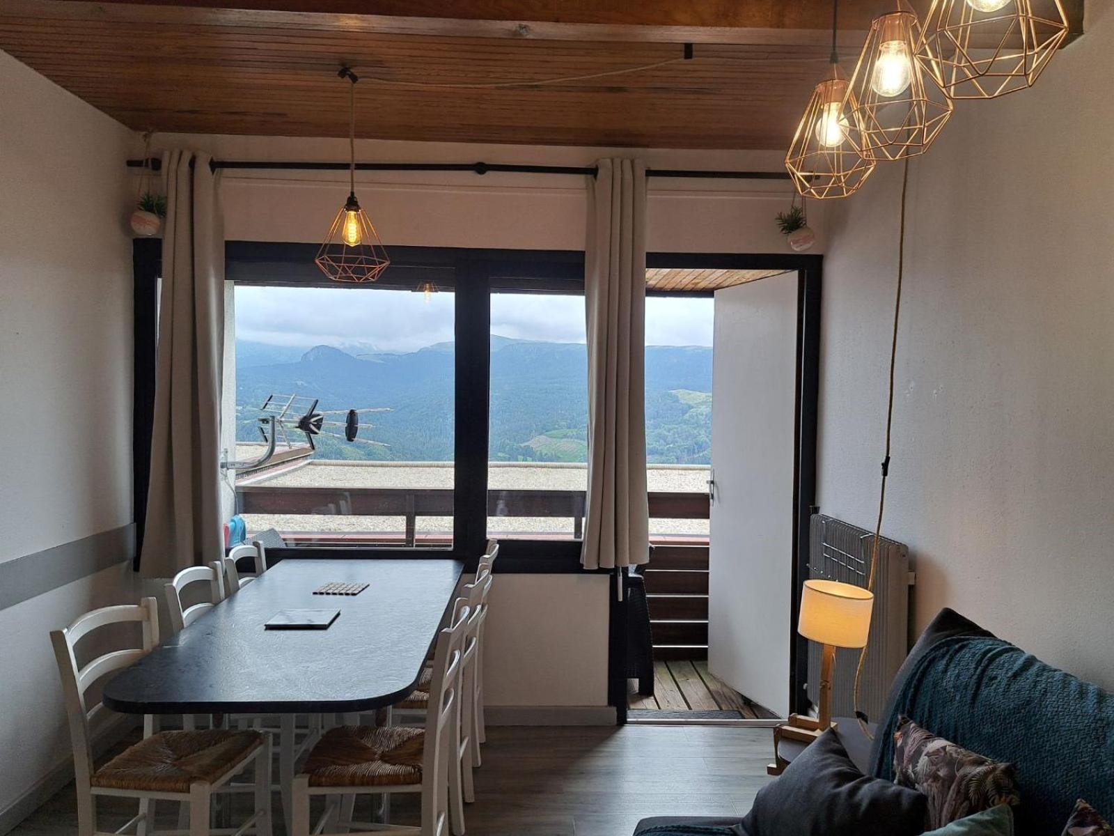 Appartement Duplex Avec Vue Sur Le Sancy Et Garage Couvert Murat-le-Quaire Zewnętrze zdjęcie